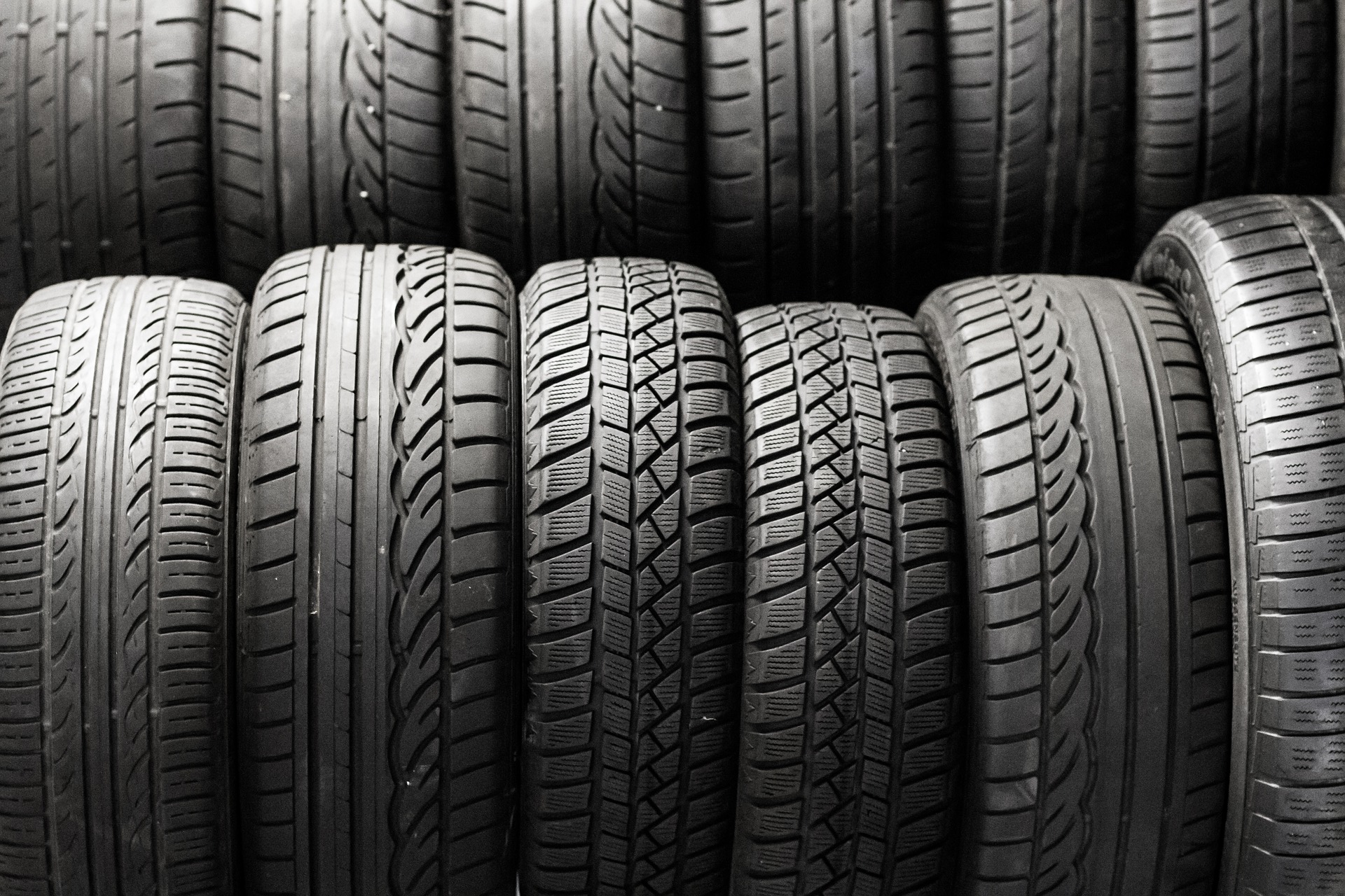 The Science Behind Tire Tread Patterns - Petroleum Service Company